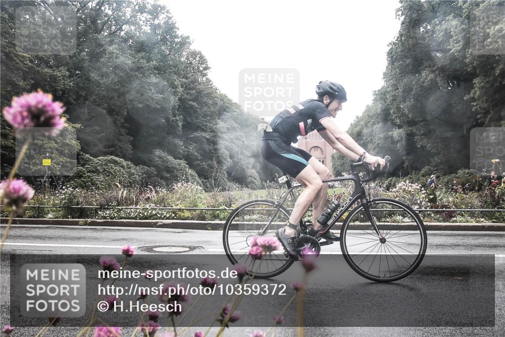 13.09.2026 - Stadtparktriathlon H.Heesch http://msf.ph/oto/10359372 13.09.2026 13:26:57 Radfahren 1339, 1340, 1393, 1439 meine-sportfotos.de