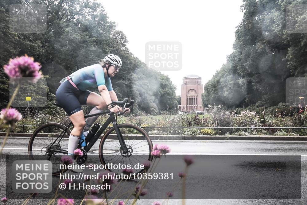 13.09.2026 - Stadtparktriathlon H.Heesch http://msf.ph/oto/10359381 13.09.2026 13:27:00 Radfahren 1340, 1367, 1393, 1411, 1439 meine-sportfotos.de