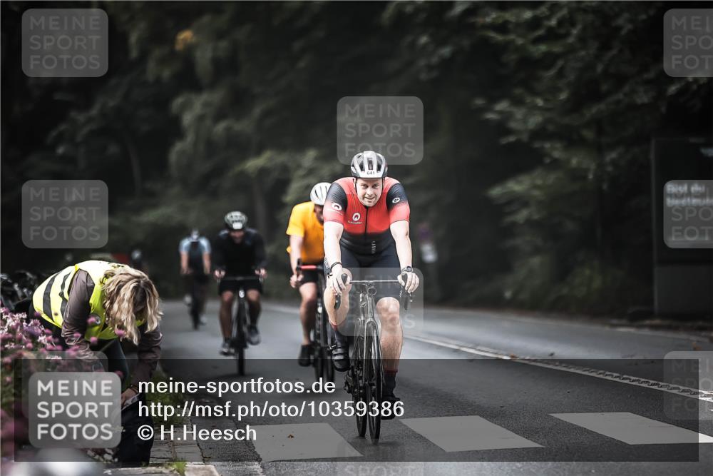 13.09.2026 - Stadtparktriathlon H.Heesch http://msf.ph/oto/10359386 13.09.2026 11:13:41 Radfahren 496, 503, 554, 641, 696 meine-sportfotos.de