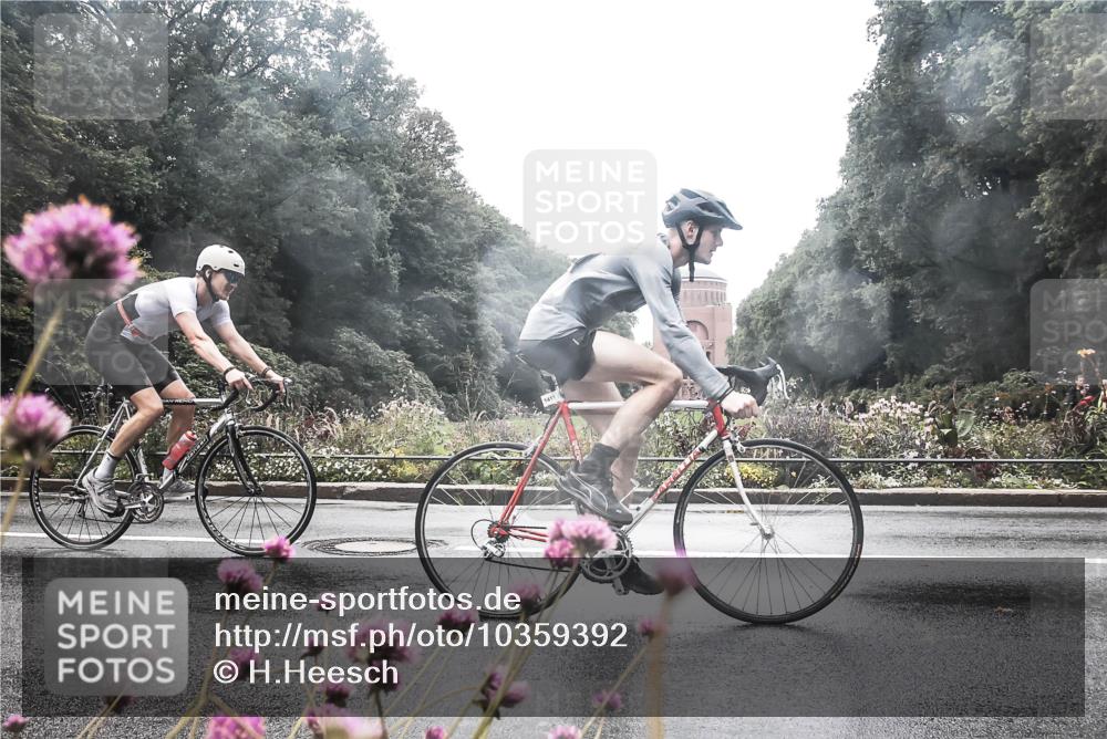 13.09.2026 - Stadtparktriathlon H.Heesch http://msf.ph/oto/10359392 13.09.2026 13:27:04 Radfahren 1350, 1367, 1393, 1411, 1478, 1507 meine-sportfotos.de