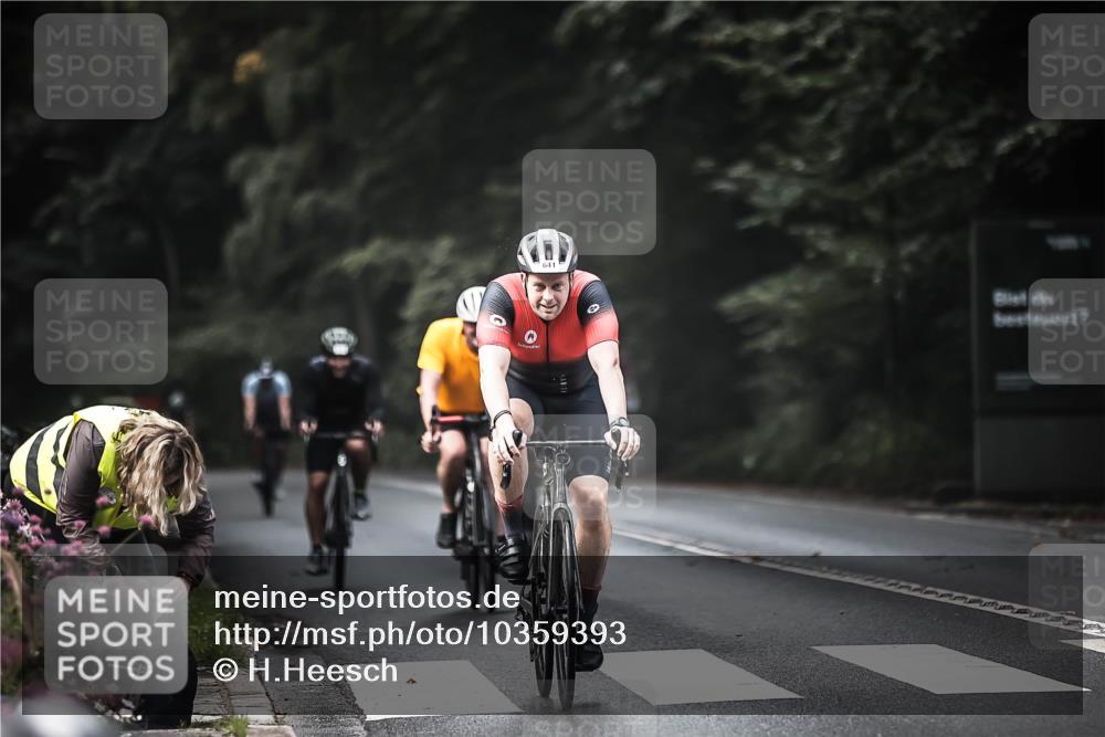 13.09.2026 - Stadtparktriathlon H.Heesch http://msf.ph/oto/10359393 13.09.2026 11:13:42 Radfahren 496, 503, 554, 605, 641, 696 meine-sportfotos.de