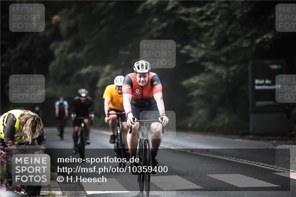13.09.2026 - Stadtparktriathlon H.Heesch http://msf.ph/oto/10359400 13.09.2026 11:13:42 Radfahren 496, 503, 554, 605, 641, 696 meine-sportfotos.de