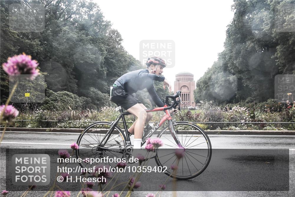 13.09.2026 - Stadtparktriathlon H.Heesch http://msf.ph/oto/10359402 13.09.2026 13:27:05 Radfahren 1350, 1367, 1411, 1478, 1507 meine-sportfotos.de