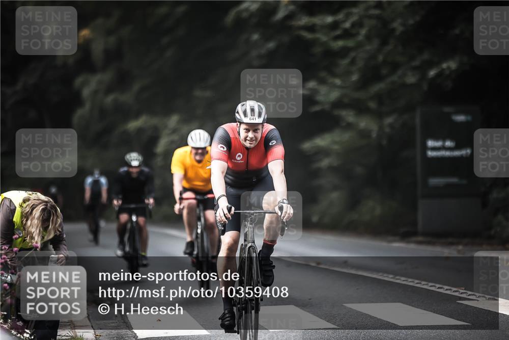 13.09.2026 - Stadtparktriathlon H.Heesch http://msf.ph/oto/10359408 13.09.2026 11:13:42 Radfahren 496, 503, 554, 605, 641, 696 meine-sportfotos.de