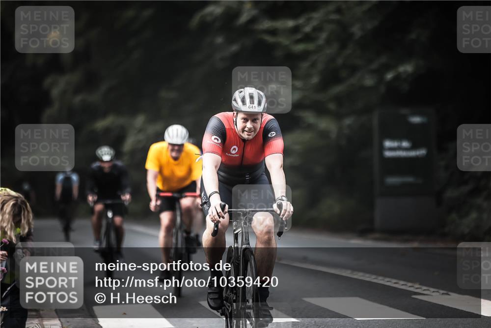 13.09.2026 - Stadtparktriathlon H.Heesch http://msf.ph/oto/10359420 13.09.2026 11:13:42 Radfahren 496, 503, 554, 605, 641, 696 meine-sportfotos.de