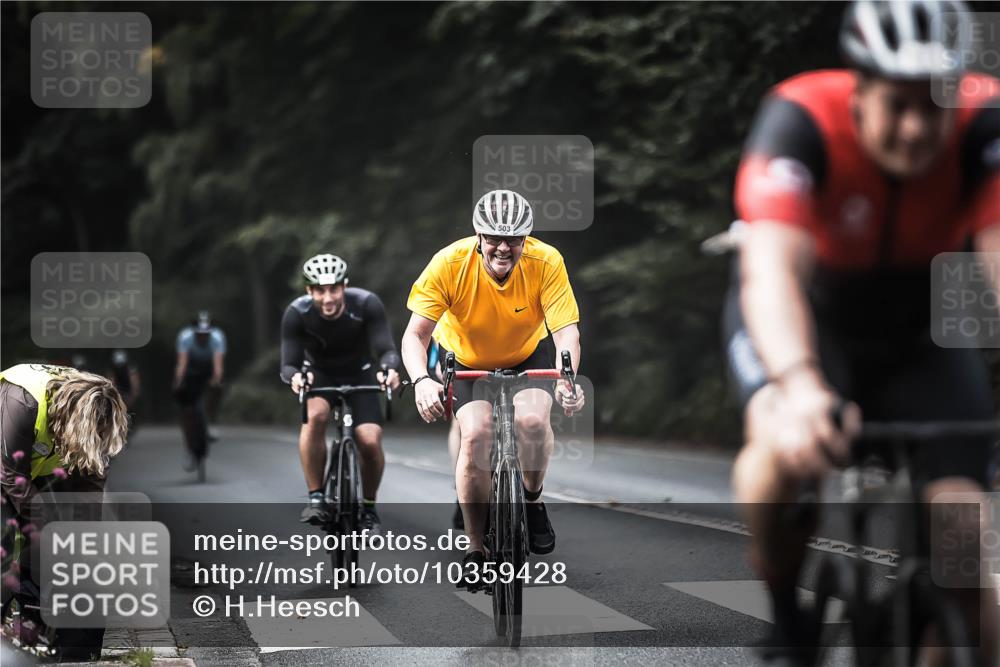 13.09.2026 - Stadtparktriathlon H.Heesch http://msf.ph/oto/10359428 13.09.2026 11:13:43 Radfahren 496, 503, 554, 605, 641 meine-sportfotos.de