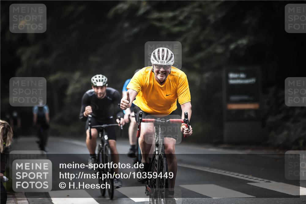 13.09.2026 - Stadtparktriathlon H.Heesch http://msf.ph/oto/10359449 13.09.2026 11:13:43 Radfahren 496, 503, 554, 605, 641 meine-sportfotos.de