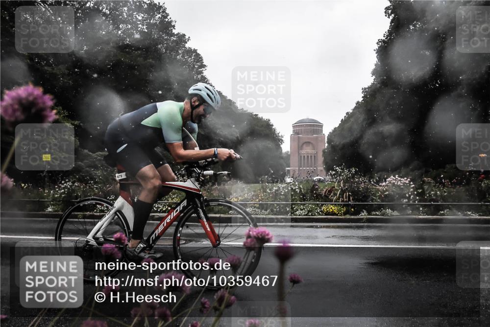 13.09.2026 - Stadtparktriathlon H.Heesch http://msf.ph/oto/10359467 13.09.2026 12:03:13 Radfahren 831, 879, 919, 990, 997 meine-sportfotos.de