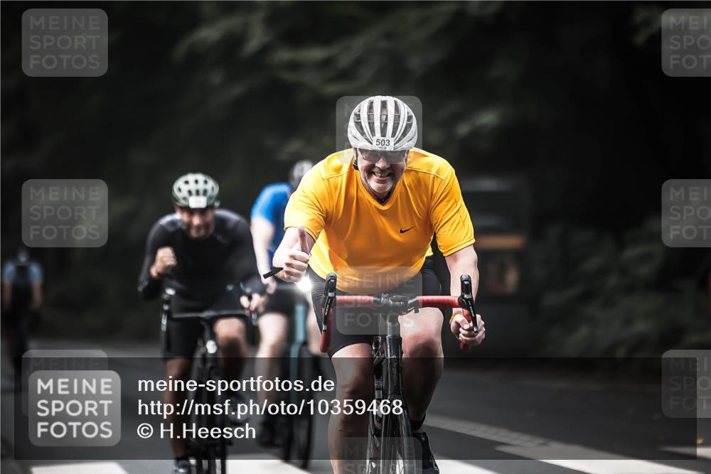 13.09.2026 - Stadtparktriathlon H.Heesch http://msf.ph/oto/10359468 13.09.2026 11:13:44 Radfahren 496, 503, 554, 605, 641 meine-sportfotos.de