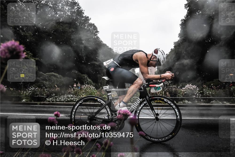13.09.2026 - Stadtparktriathlon H.Heesch http://msf.ph/oto/10359475 13.09.2026 12:03:14 Radfahren 831, 879, 919, 990, 997 meine-sportfotos.de