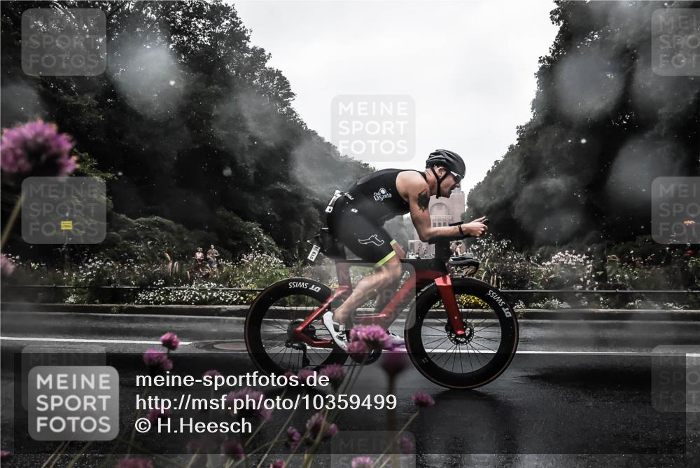 13.09.2026 - Stadtparktriathlon H.Heesch http://msf.ph/oto/10359499 13.09.2026 12:03:16 Radfahren 831, 879, 919, 952, 965, 990, 997 meine-sportfotos.de