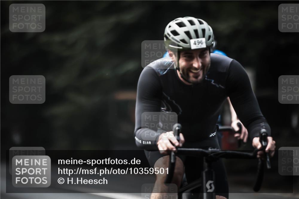 13.09.2026 - Stadtparktriathlon H.Heesch http://msf.ph/oto/10359501 13.09.2026 11:13:45 Radfahren 496, 503, 554, 605, 641 meine-sportfotos.de
