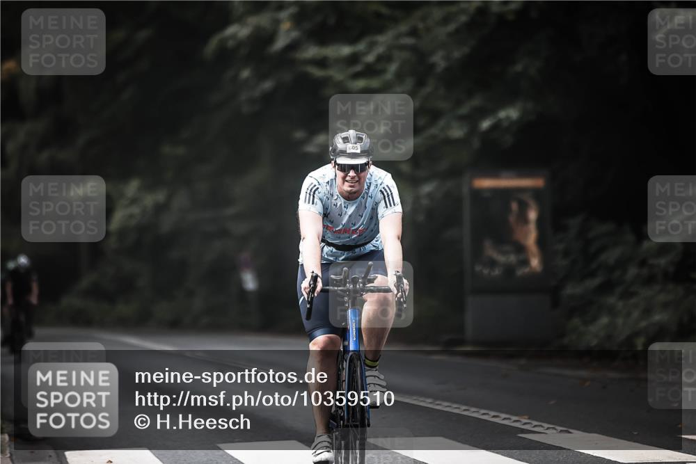 13.09.2026 - Stadtparktriathlon H.Heesch http://msf.ph/oto/10359510 13.09.2026 11:13:47 Radfahren 496, 503, 554, 605, 641 meine-sportfotos.de