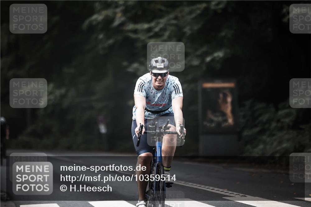 13.09.2026 - Stadtparktriathlon H.Heesch http://msf.ph/oto/10359514 13.09.2026 11:13:48 Radfahren 496, 503, 512, 554, 605, 641, 687 meine-sportfotos.de