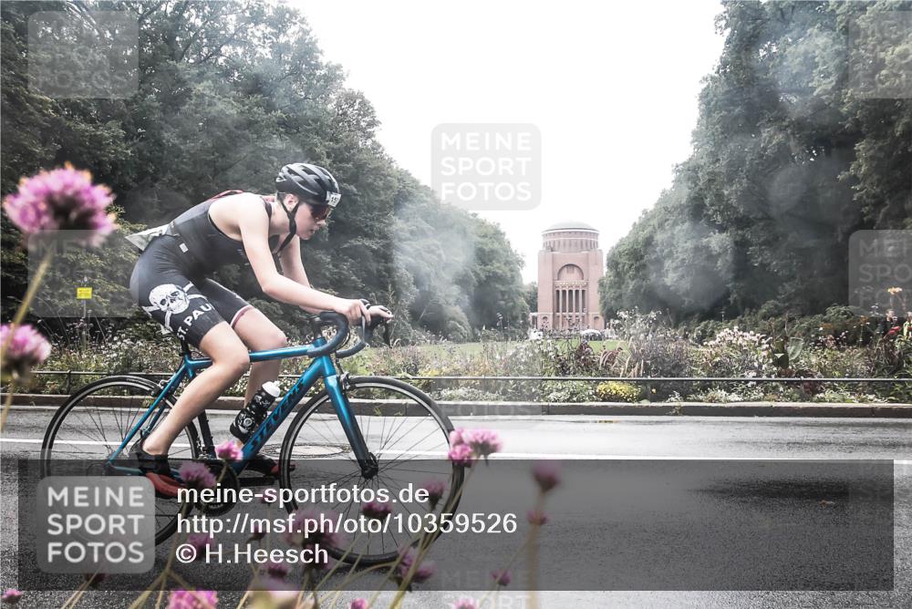 13.09.2026 - Stadtparktriathlon H.Heesch http://msf.ph/oto/10359526 13.09.2026 13:27:44 Radfahren 1082, 1505 meine-sportfotos.de