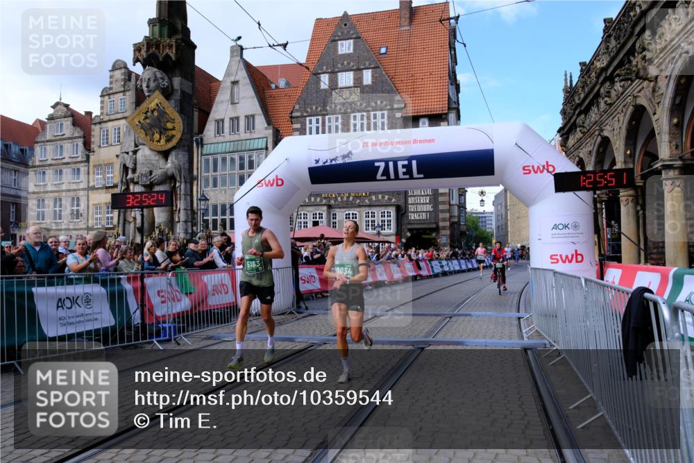 13.09.2026 - 21. swb-Marathon Bremen Tim E. http://msf.ph/oto/10359544 13.09.2026 12:56:13 Ziel 1583, 2072, 5163, 10034, 13080 meine-sportfotos.de