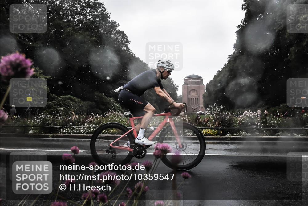 13.09.2026 - Stadtparktriathlon H.Heesch http://msf.ph/oto/10359547 13.09.2026 12:03:30 Radfahren 795, 981, 1056 meine-sportfotos.de