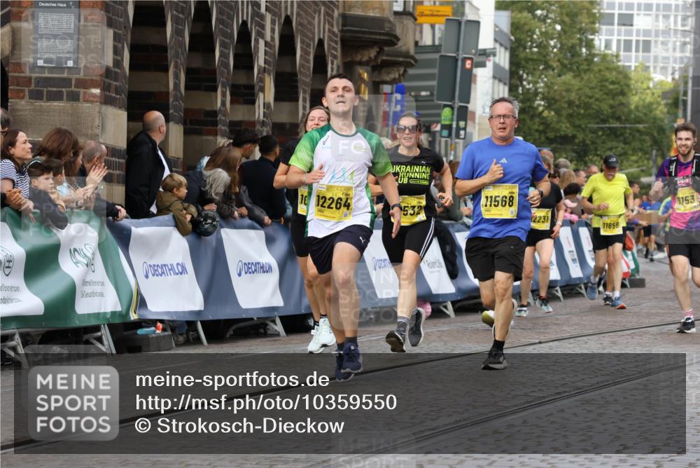 13.09.2026 - 21. swb-Marathon Bremen Strokosch-Dieckow http://msf.ph/oto/10359550 13.09.2026 10:57:51 Ziel 10177, 10226, 10300, 10394, 10517, 10518, 11106, 11245, 11365, 11480, 11498, 11609, 11734, 11965, 11966, 12037, 12111, 12222, 12372, 10078, 10543, 10559, 10565, 10604, 10826, 10903, 10931, 10932, 11136, 11332, 11824, 11863, 12551 meine-sportfotos.de