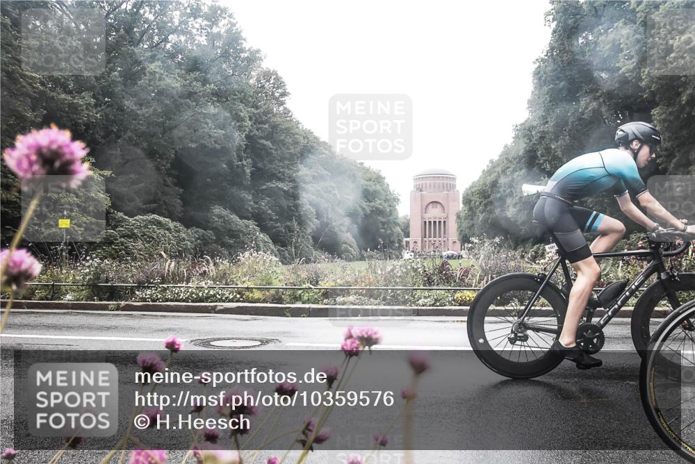 13.09.2026 - Stadtparktriathlon H.Heesch http://msf.ph/oto/10359576 13.09.2026 13:28:02 Radfahren 1348, 1448, 1521 meine-sportfotos.de