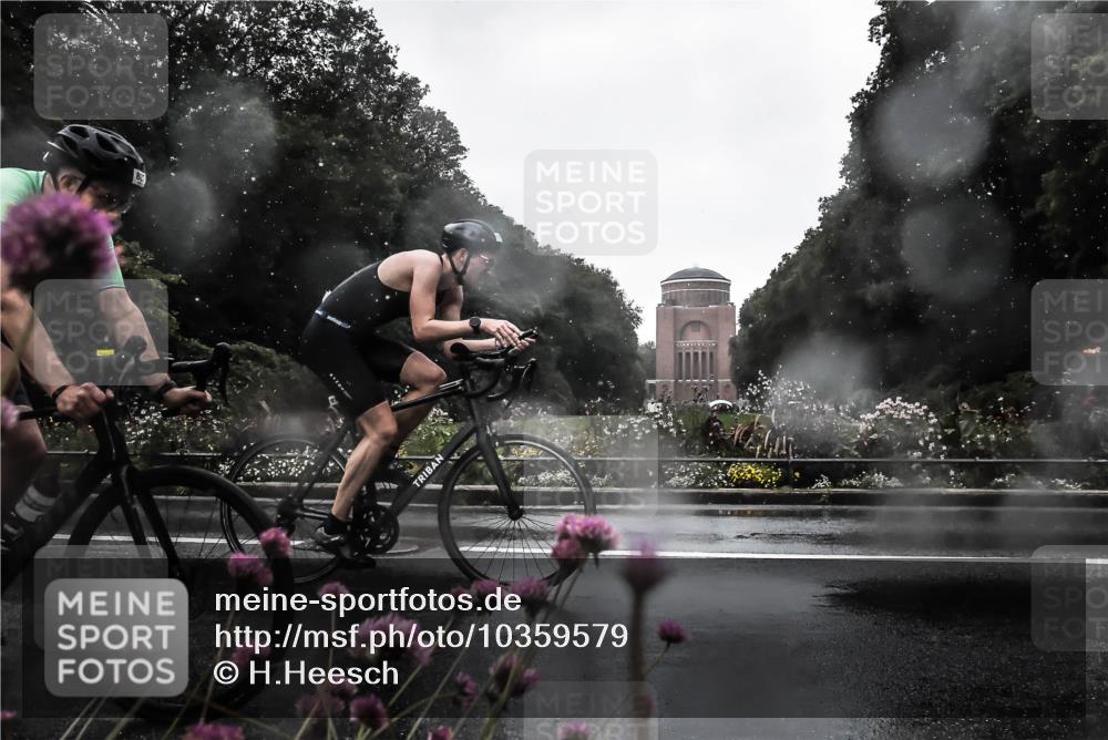 13.09.2026 - Stadtparktriathlon H.Heesch http://msf.ph/oto/10359579 13.09.2026 12:03:47 Radfahren 759, 887, 893, 914 meine-sportfotos.de