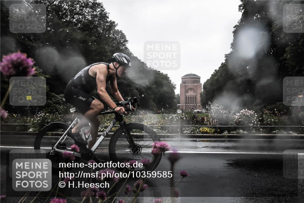 13.09.2026 - Stadtparktriathlon H.Heesch http://msf.ph/oto/10359585 13.09.2026 12:03:52 Radfahren 865, 873, 1008, 1030, 1053 meine-sportfotos.de