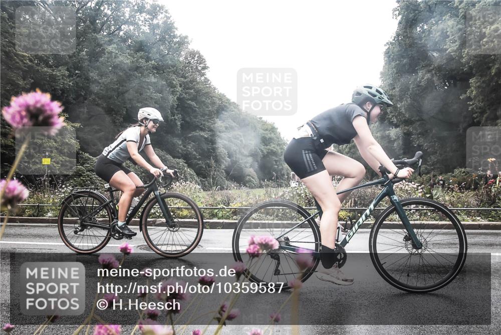 13.09.2026 - Stadtparktriathlon H.Heesch http://msf.ph/oto/10359587 13.09.2026 13:28:06 Radfahren 1334, 1347, 1355, 1356, 1364, 1448 meine-sportfotos.de