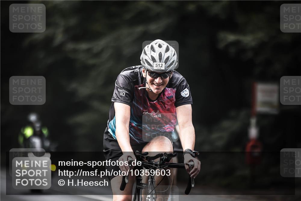 13.09.2026 - Stadtparktriathlon H.Heesch http://msf.ph/oto/10359603 13.09.2026 11:13:54 Radfahren 512, 541, 605, 687 meine-sportfotos.de