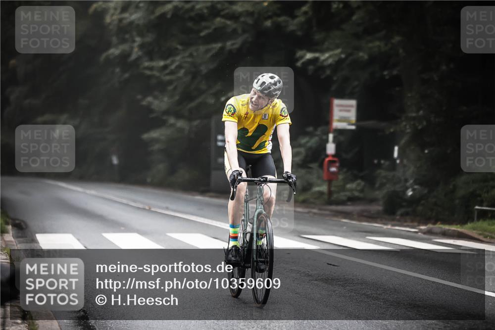 13.09.2026 - Stadtparktriathlon H.Heesch http://msf.ph/oto/10359609 13.09.2026 09:58:13 Radfahren 310 meine-sportfotos.de