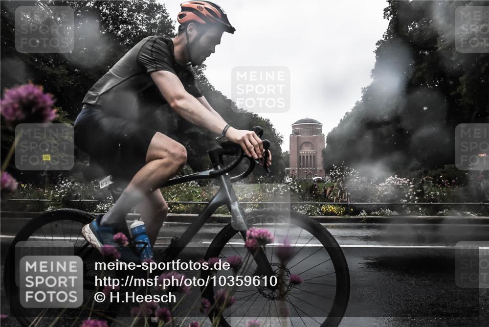 13.09.2026 - Stadtparktriathlon H.Heesch http://msf.ph/oto/10359610 13.09.2026 12:03:56 Radfahren 865, 873, 1008, 1030 meine-sportfotos.de