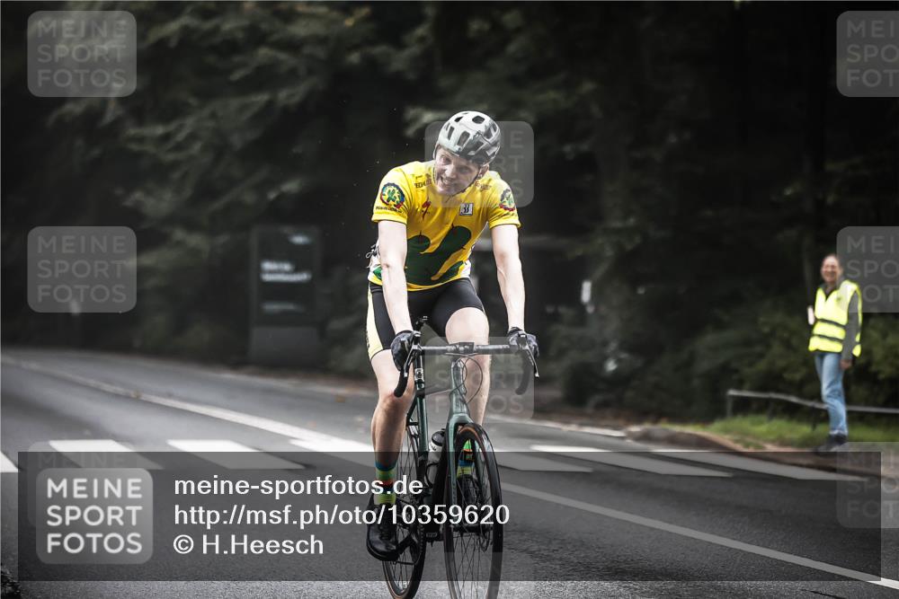 13.09.2026 - Stadtparktriathlon H.Heesch http://msf.ph/oto/10359620 13.09.2026 09:58:13 Radfahren 310 meine-sportfotos.de