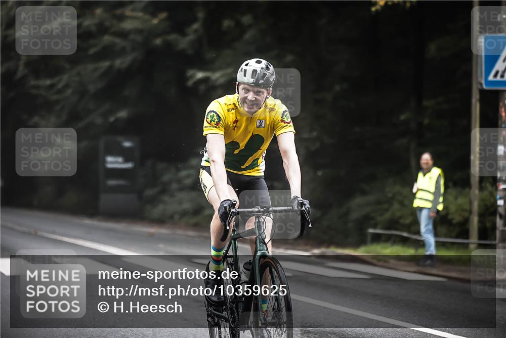 13.09.2026 - Stadtparktriathlon H.Heesch http://msf.ph/oto/10359625 13.09.2026 09:58:14 Radfahren 310 meine-sportfotos.de