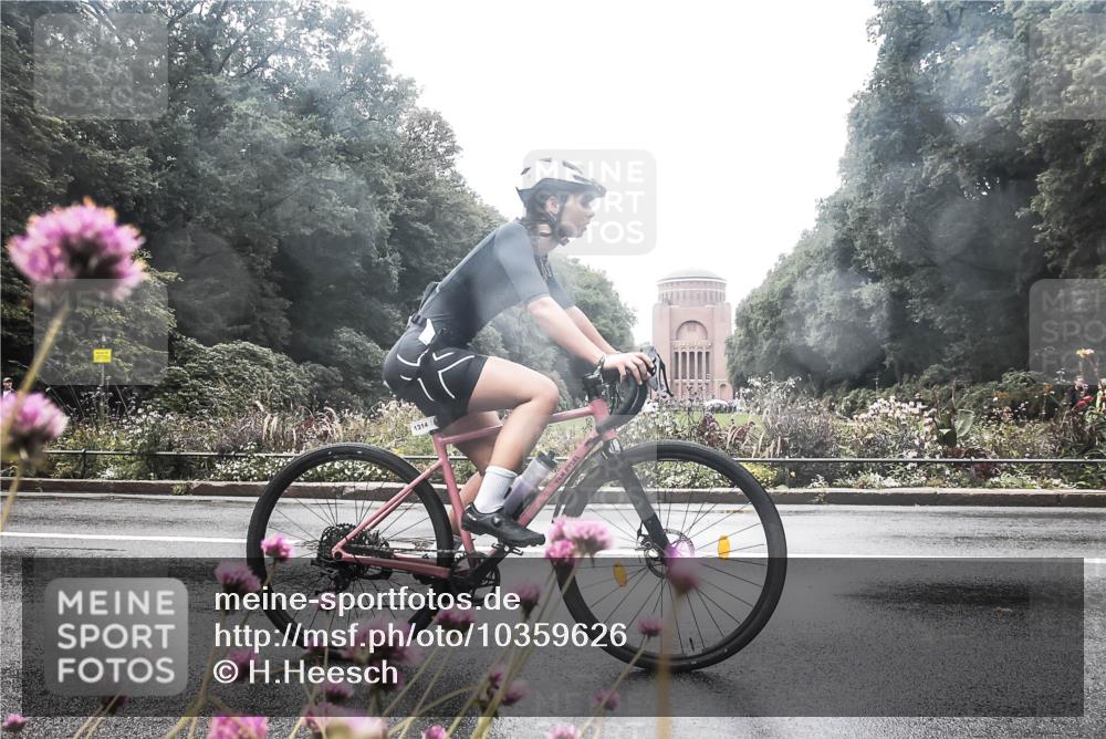 13.09.2026 - Stadtparktriathlon H.Heesch http://msf.ph/oto/10359626 13.09.2026 13:28:14 Radfahren 1314, 1458, 1511 meine-sportfotos.de