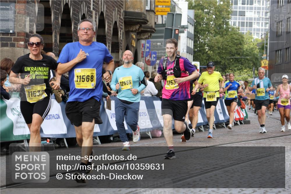 13.09.2026 - 21. swb-Marathon Bremen Strokosch-Dieckow http://msf.ph/oto/10359631 13.09.2026 10:57:53 Ziel 10177, 10226, 10300, 10394, 10517, 10518, 11106, 11245, 11365, 11480, 11498, 11609, 11734, 11965, 11966, 12037, 12111, 12222, 12264, 12372, 10543, 10559, 10604, 10826, 10828, 10903, 10914, 10931, 10932, 11136, 11332, 11863, 12441, 12551 meine-sportfotos.de
