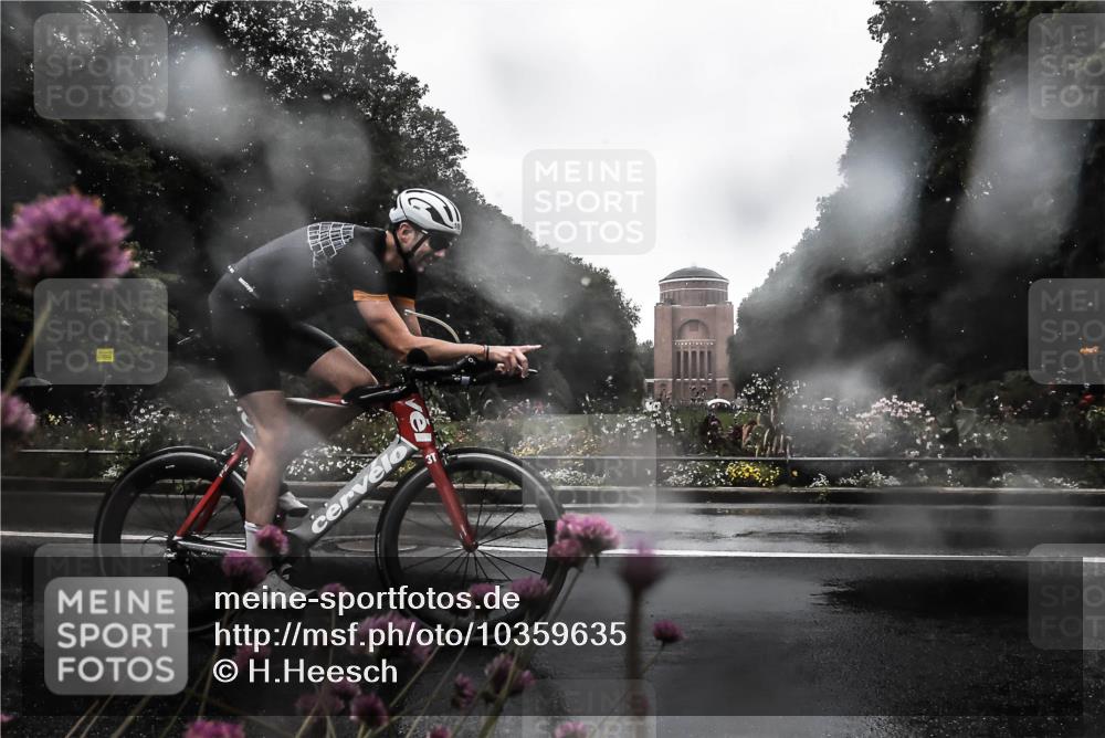 13.09.2026 - Stadtparktriathlon H.Heesch http://msf.ph/oto/10359635 13.09.2026 12:04:05 Radfahren 833, 836, 958, 1004, 1048, 1060 meine-sportfotos.de
