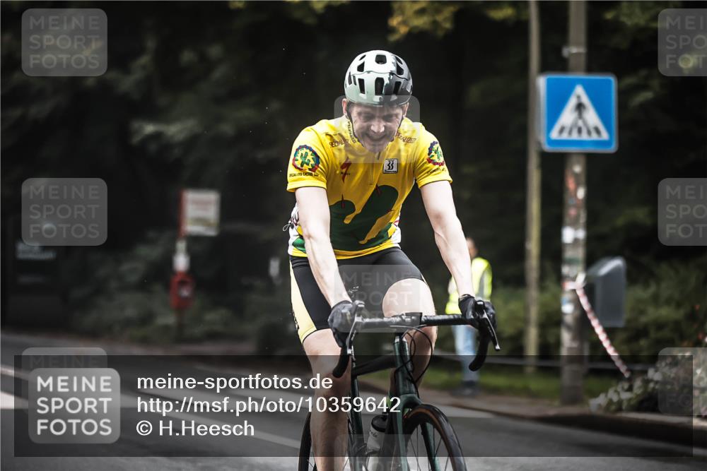 13.09.2026 - Stadtparktriathlon H.Heesch http://msf.ph/oto/10359642 13.09.2026 09:58:14 Radfahren 310 meine-sportfotos.de