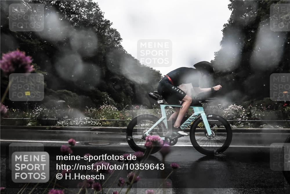 13.09.2026 - Stadtparktriathlon H.Heesch http://msf.ph/oto/10359643 13.09.2026 12:04:09 Radfahren 916, 1004, 1048, 1060 meine-sportfotos.de