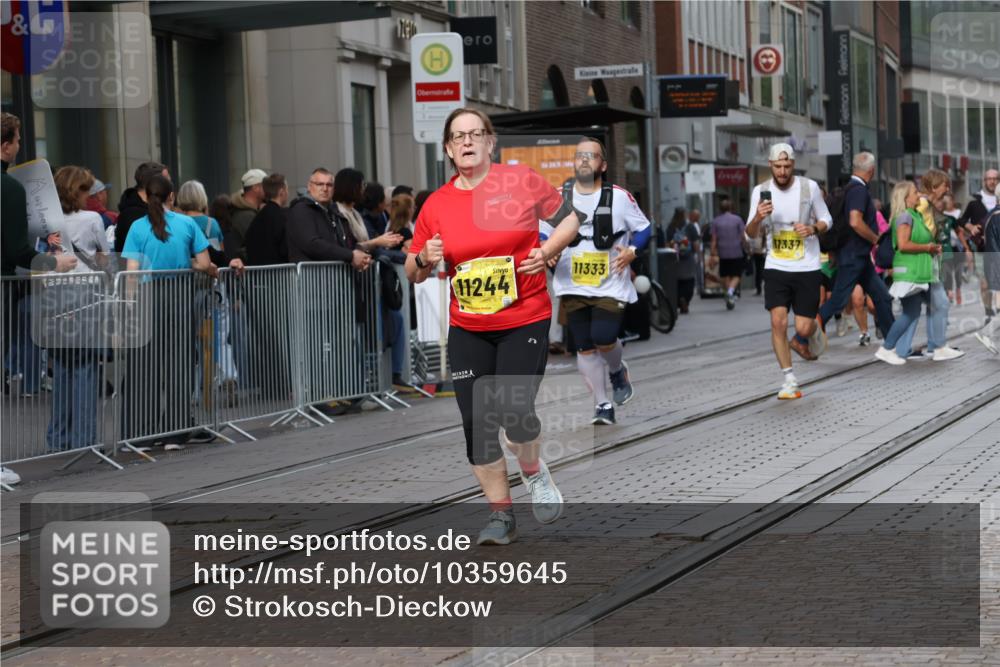 13.09.2026 - 21. swb-Marathon Bremen Strokosch-Dieckow http://msf.ph/oto/10359645 13.09.2026 11:19:59 Ziel 11244, 11296, 11333, 11337, 12285, 12374, 10430, 10882, 11457, 11546, 12472 meine-sportfotos.de