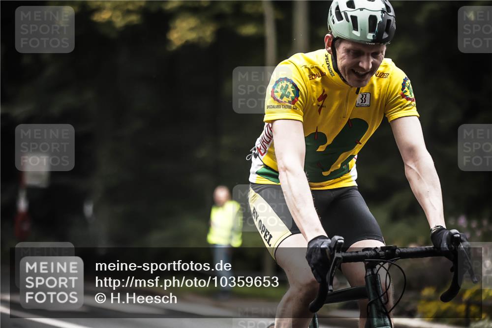 13.09.2026 - Stadtparktriathlon H.Heesch http://msf.ph/oto/10359653 13.09.2026 09:58:14 Radfahren 310 meine-sportfotos.de