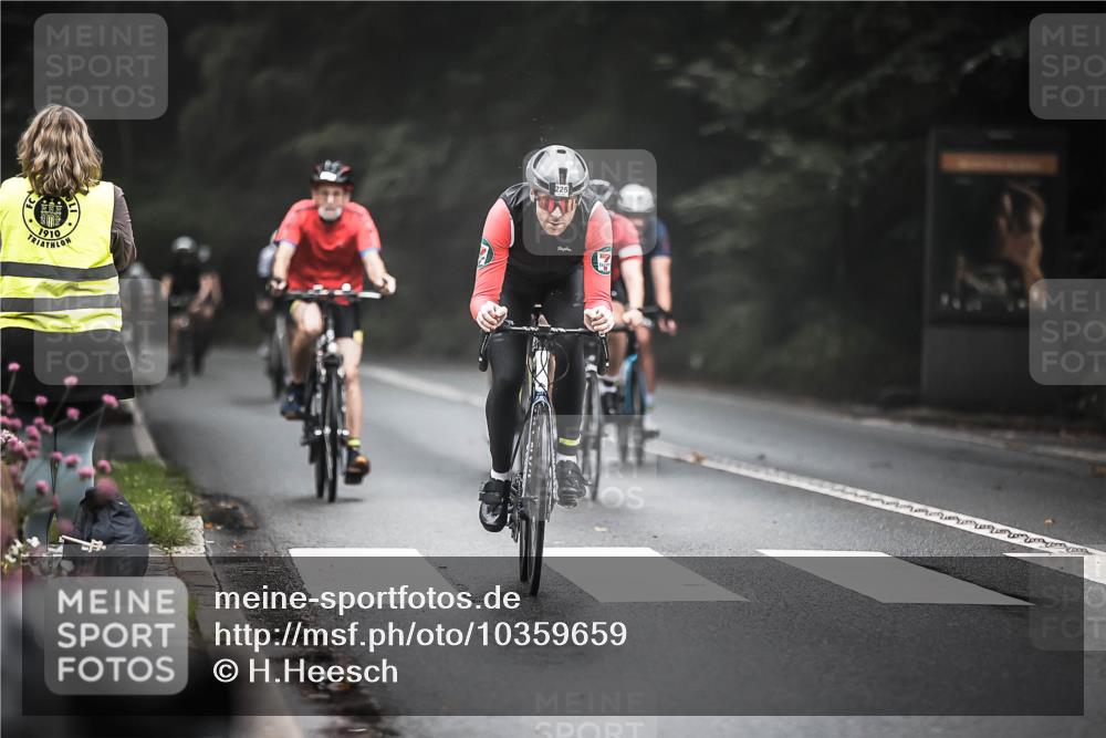13.09.2026 - Stadtparktriathlon H.Heesch http://msf.ph/oto/10359659 13.09.2026 09:58:24 Radfahren 214, 225, 238, 258, 269, 311, 322, 333 meine-sportfotos.de