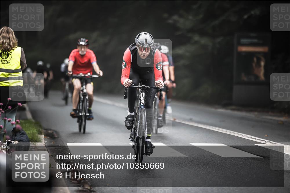 13.09.2026 - Stadtparktriathlon H.Heesch http://msf.ph/oto/10359669 13.09.2026 09:58:24 Radfahren 214, 225, 238, 258, 269, 311, 322, 333 meine-sportfotos.de