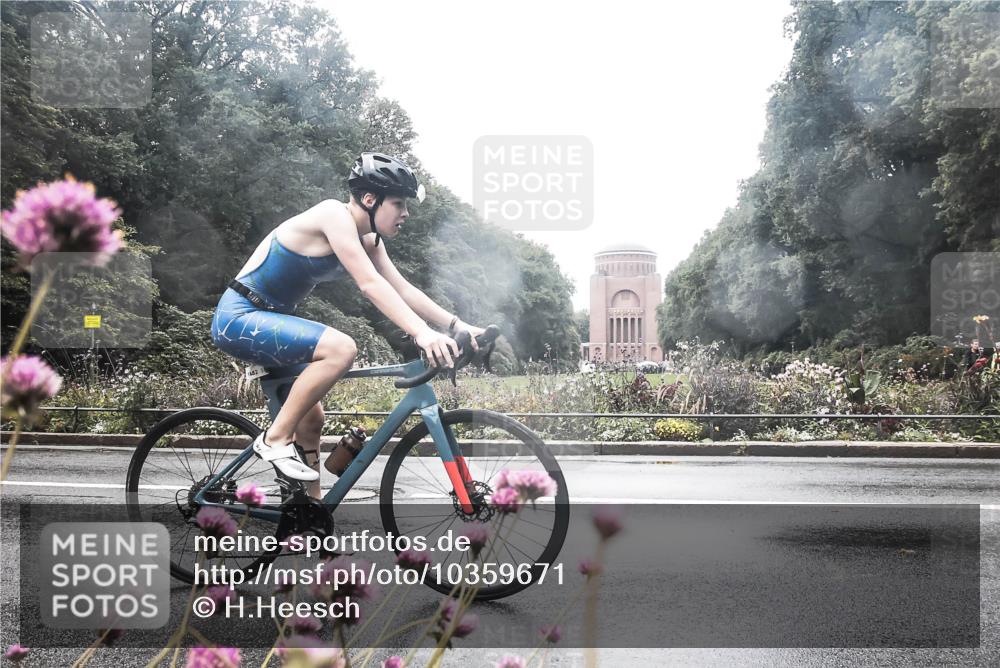 13.09.2026 - Stadtparktriathlon H.Heesch http://msf.ph/oto/10359671 13.09.2026 13:28:25 Radfahren 1353, 1369, 1388, 1407, 1420, 1425, 1464, 1482, 1500 meine-sportfotos.de