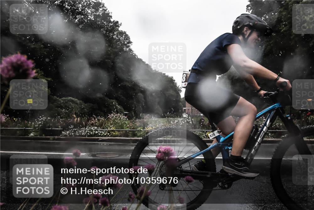 13.09.2026 - Stadtparktriathlon H.Heesch http://msf.ph/oto/10359676 13.09.2026 12:04:24 Radfahren 763, 785, 828, 857, 923, 964, 1036 meine-sportfotos.de