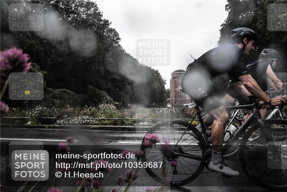 13.09.2026 - Stadtparktriathlon H.Heesch http://msf.ph/oto/10359687 13.09.2026 12:04:25 Radfahren 763, 785, 828, 857, 923, 964, 1036 meine-sportfotos.de
