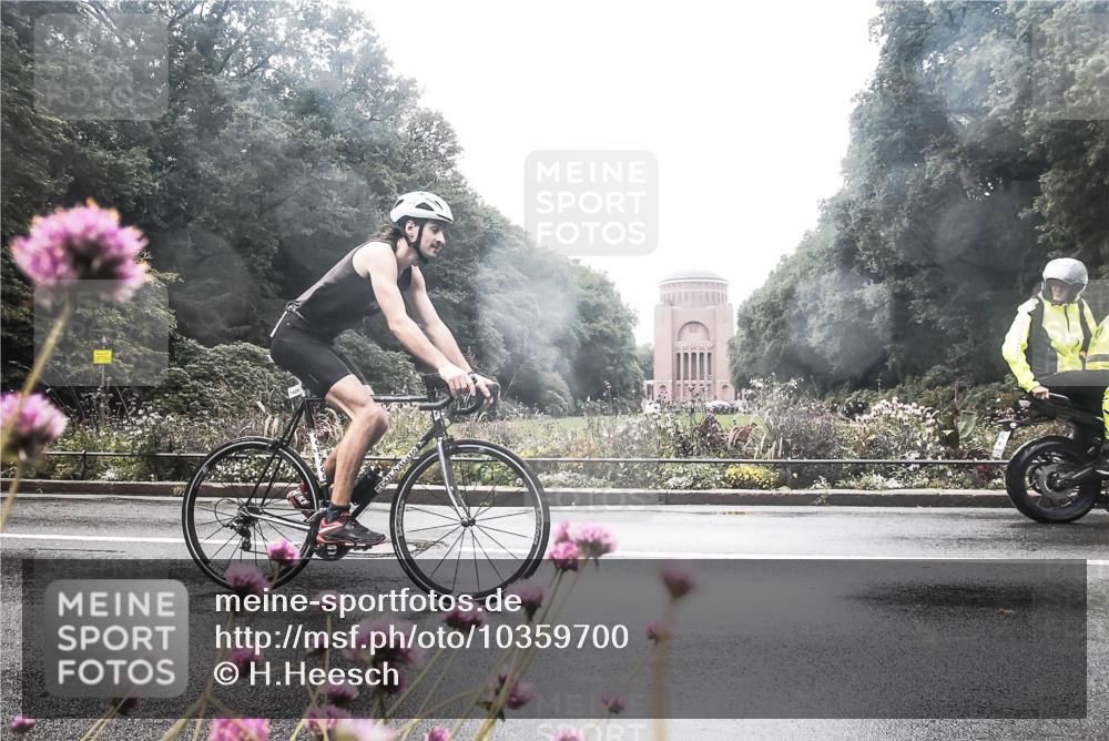 13.09.2026 - Stadtparktriathlon H.Heesch http://msf.ph/oto/10359700 13.09.2026 13:28:29 Radfahren 1373, 1388, 1407, 1420, 1425, 1461, 1519 meine-sportfotos.de