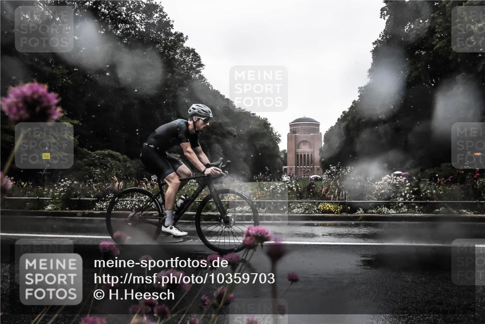 13.09.2026 - Stadtparktriathlon H.Heesch http://msf.ph/oto/10359703 13.09.2026 12:04:27 Radfahren 763, 785, 828, 857, 923, 962, 964, 1036 meine-sportfotos.de