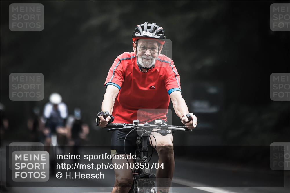 13.09.2026 - Stadtparktriathlon H.Heesch http://msf.ph/oto/10359704 13.09.2026 09:58:27 Radfahren 213, 214, 225, 238, 258, 264, 269, 300, 306, 311, 314, 322, 333 meine-sportfotos.de