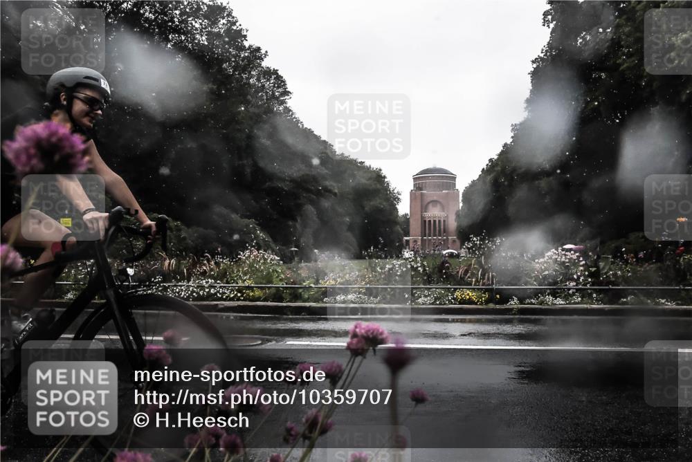13.09.2026 - Stadtparktriathlon H.Heesch http://msf.ph/oto/10359707 13.09.2026 12:04:28 Radfahren 763, 785, 923, 962, 964, 1036 meine-sportfotos.de