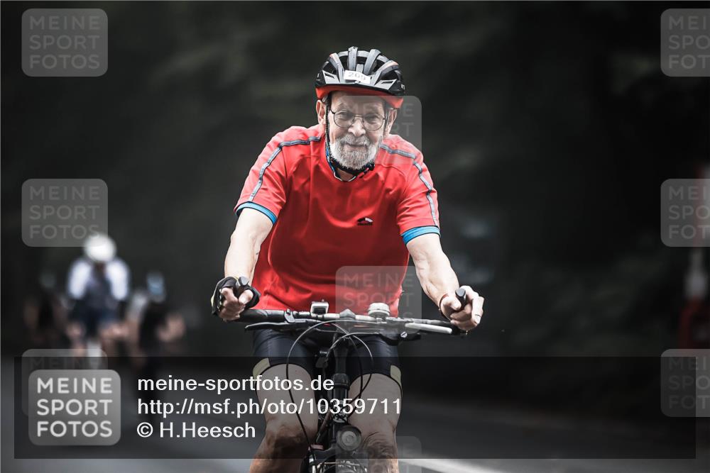 13.09.2026 - Stadtparktriathlon H.Heesch http://msf.ph/oto/10359711 13.09.2026 09:58:27 Radfahren 213, 214, 225, 238, 258, 264, 269, 300, 306, 311, 314, 322, 333 meine-sportfotos.de