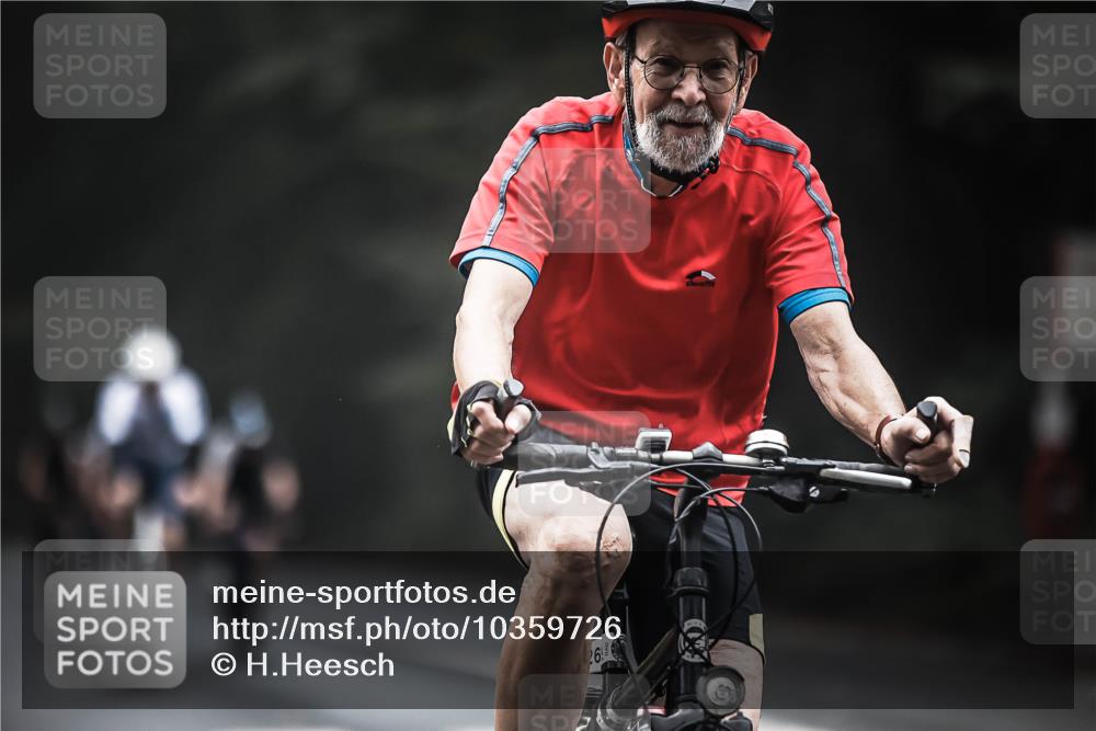 13.09.2026 - Stadtparktriathlon H.Heesch http://msf.ph/oto/10359726 13.09.2026 09:58:27 Radfahren 213, 214, 225, 238, 258, 264, 269, 300, 306, 311, 314, 322, 333 meine-sportfotos.de