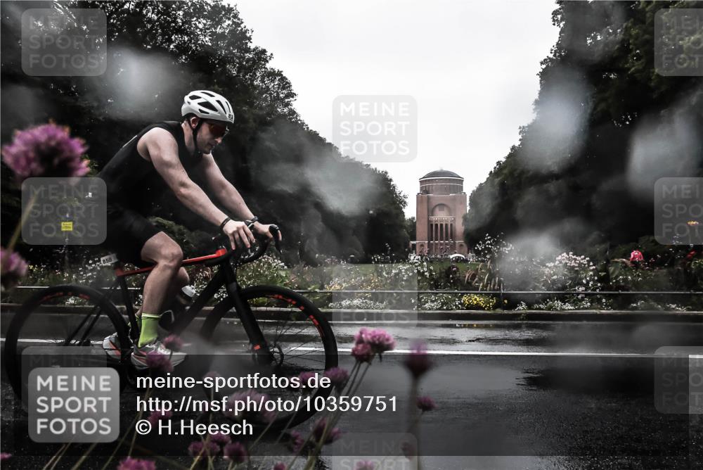 13.09.2026 - Stadtparktriathlon H.Heesch http://msf.ph/oto/10359751 13.09.2026 12:04:52 Radfahren 858, 979 meine-sportfotos.de